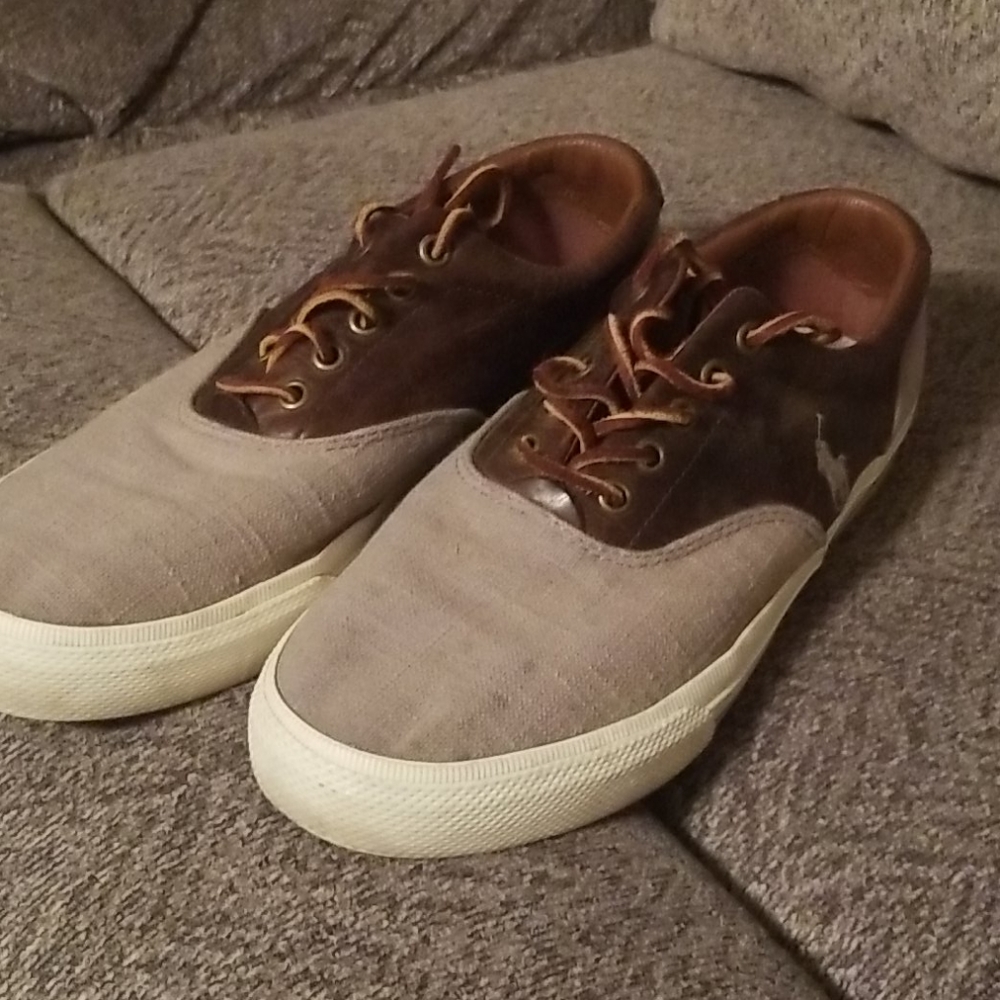 Pool shoes